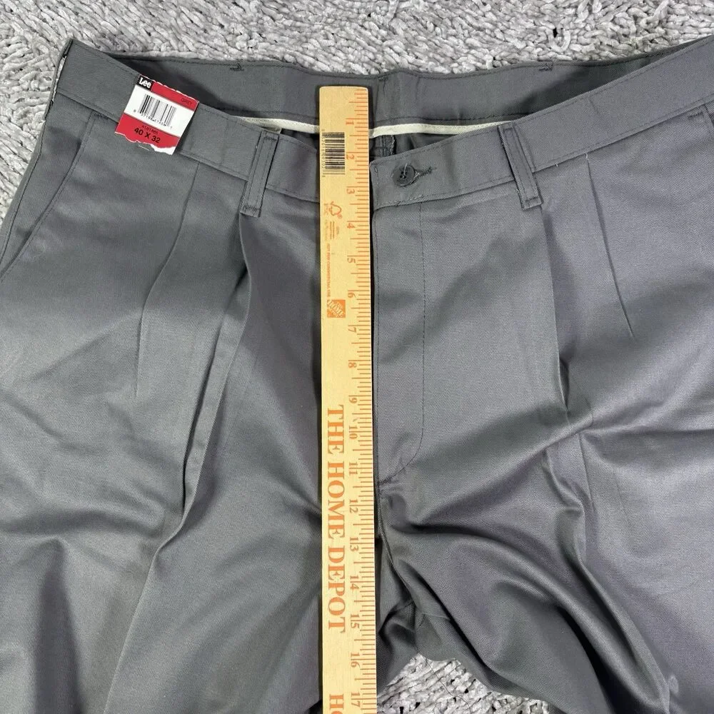 LEE Stain Resistant Khakis Mens 40x32 Gray Double Pleated Wrinkle Free Work NEW